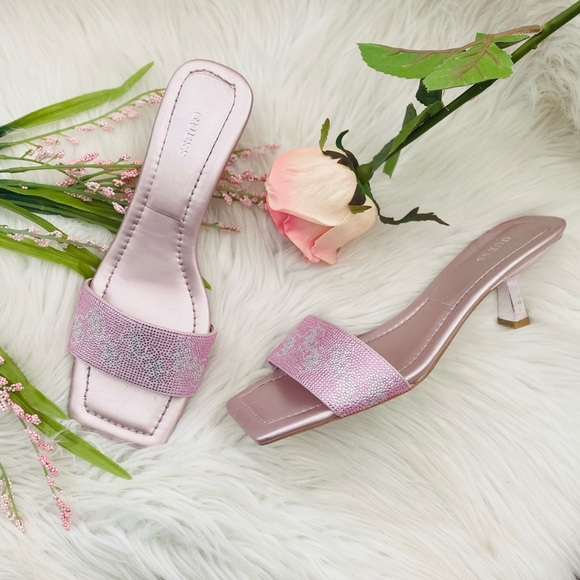 Guess Betiane Kitten Heels - Picture 6 of 11